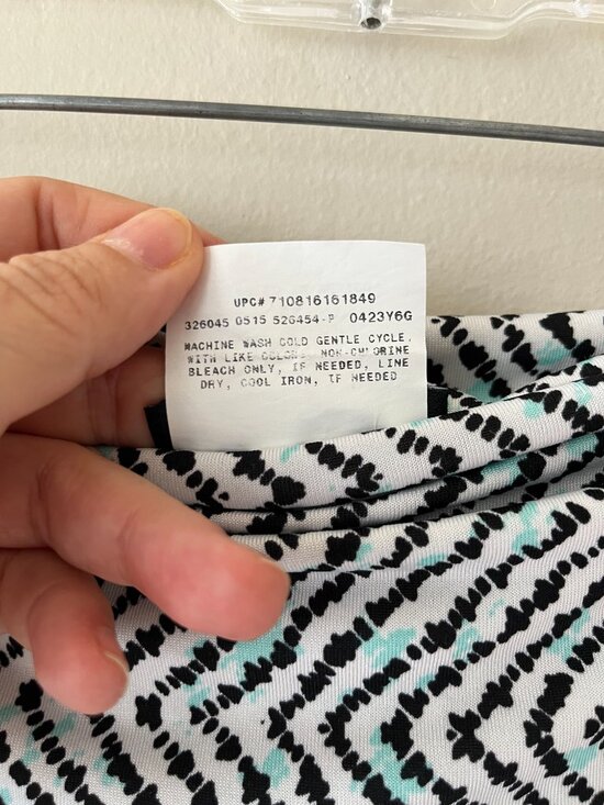 Maxi Skirt Sz XL Pull On Turquoise Gray ZigZag Design Stretch Straight Hem - Picture 6 of 7